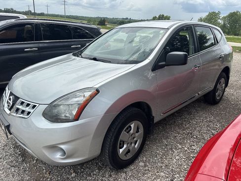 Used 2014 Nissan Rogue S AWD/4WD image 5