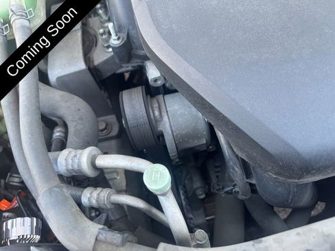 Used 2013 MAZDA MAZDA3 i SV FWD image 24