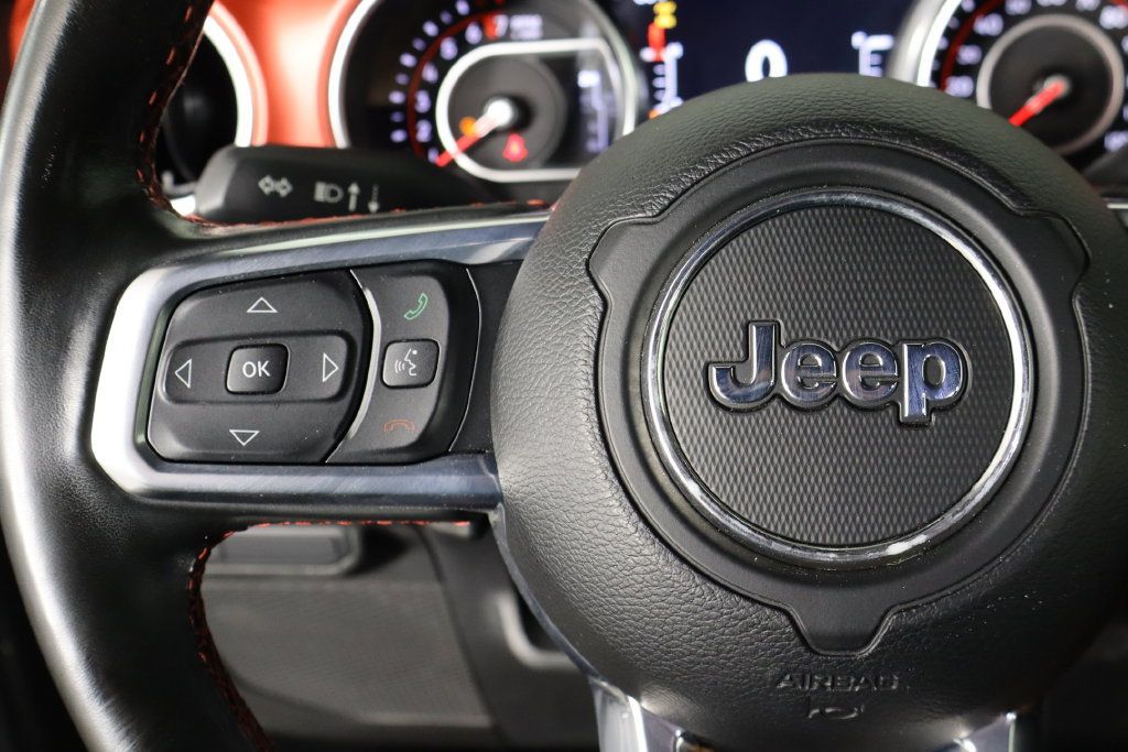 Used 2022 Jeep Gladiator Rubicon w/ LED Lighting Group AWD/4WD image 8