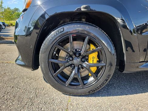 Used 2018 Jeep Grand Cherokee Trackhawk AWD/4WD image 38