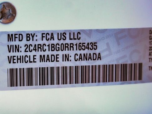 Used 2024 Chrysler Pacifica Touring-L FWD image 12