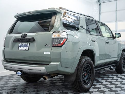 Used 2022 Toyota 4Runner TRD Off-Road Premium w/ Moonroof Package AWD/4WD image 5