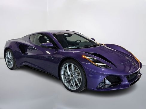 Used 2026 Lotus Emira SE RWD image 1