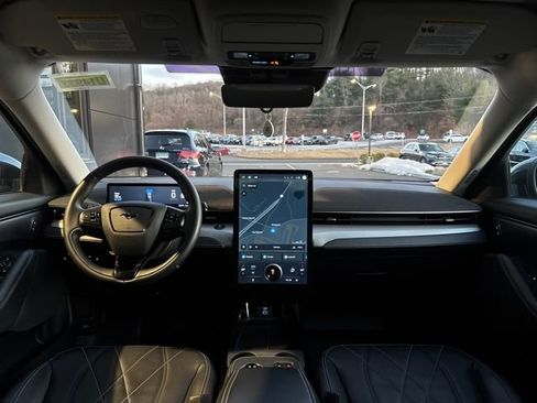 Used 2021 Ford Mustang Mach-E Select image 28