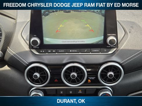 Used 2024 Nissan Sentra SV FWD image 12
