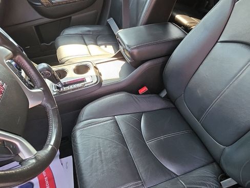Used 2014 GMC Acadia SLT image 20