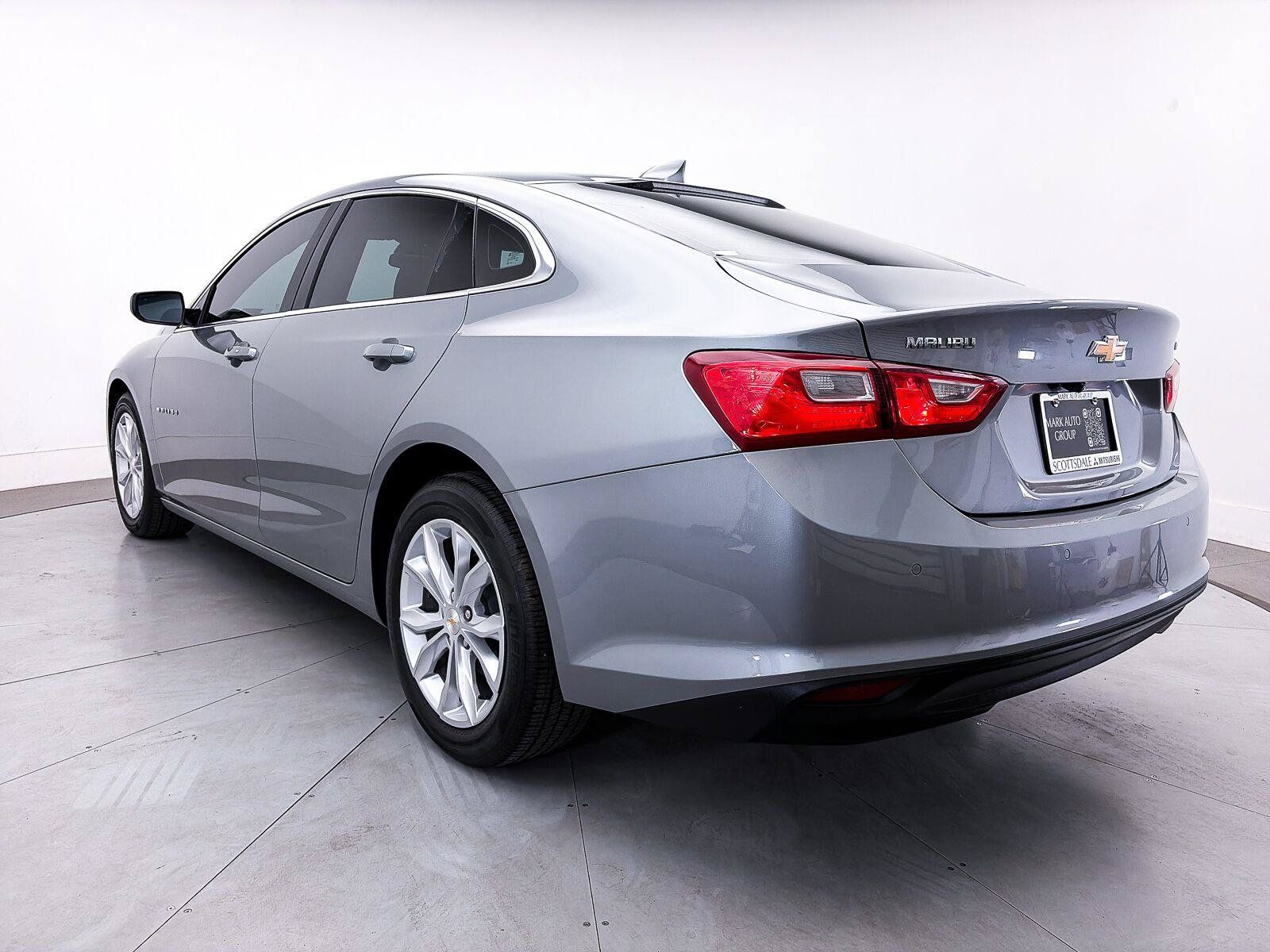 Used 2024 Chevrolet Malibu LT FWD image 11