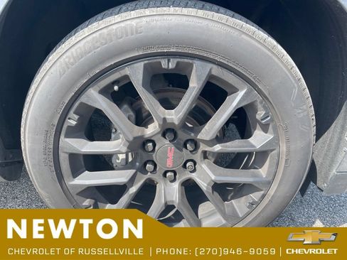 Used 2022 GMC Yukon XL Denali w/ Max Trailering Package AWD/4WD image 22