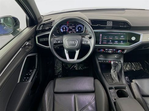 Used 2023 Audi Q3 2.0T Premium image 22