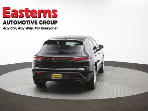 Used 2022 Porsche Macan AWD/4WD image 43