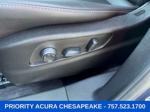 Used 2025 Cadillac XT4 Premium Luxury AWD/4WD image 10