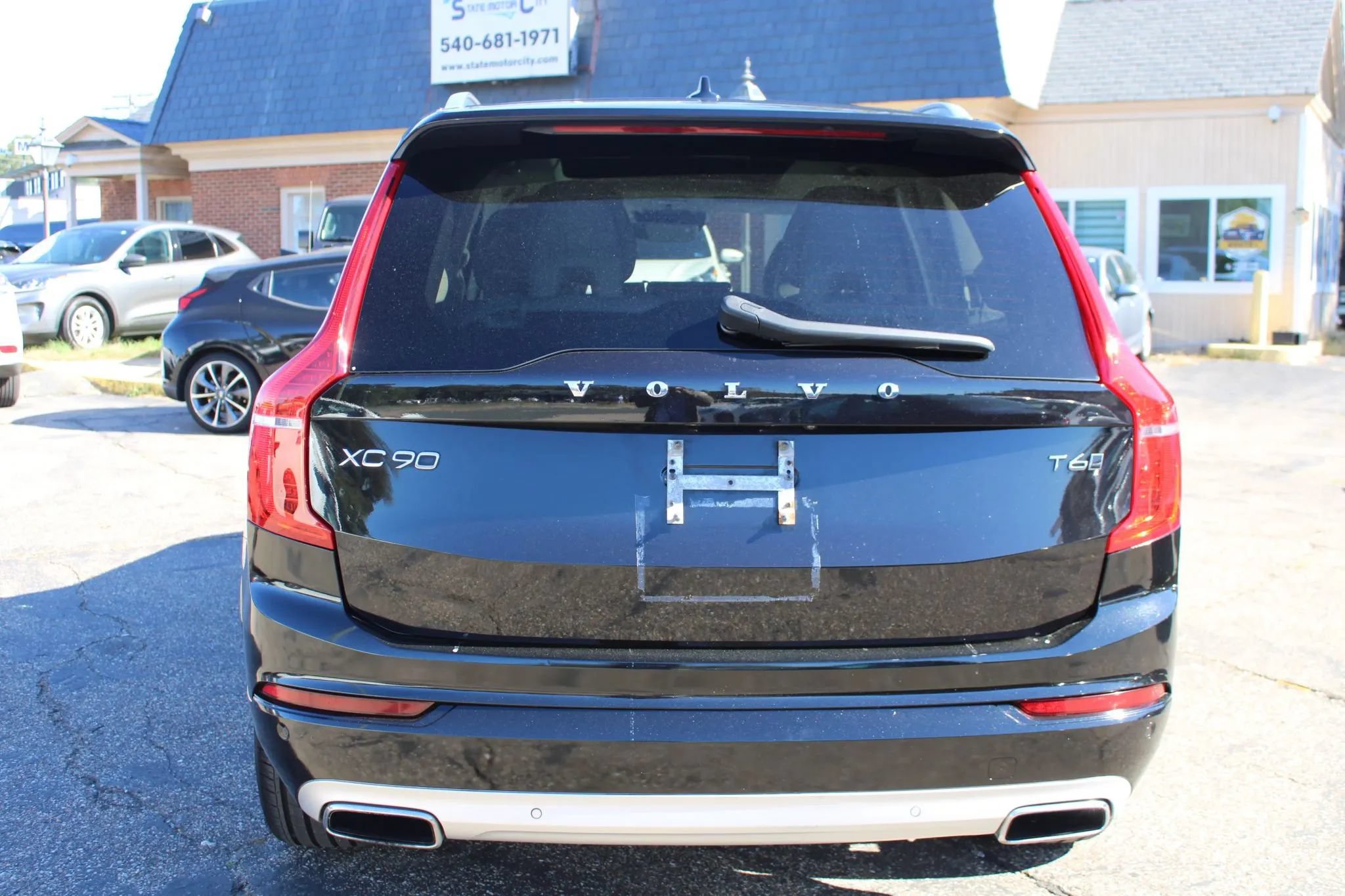 Used 2020 Volvo XC90 T6 Momentum AWD/4WD image 7
