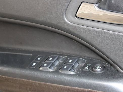 Used 2022 GMC Canyon Elevation image 26