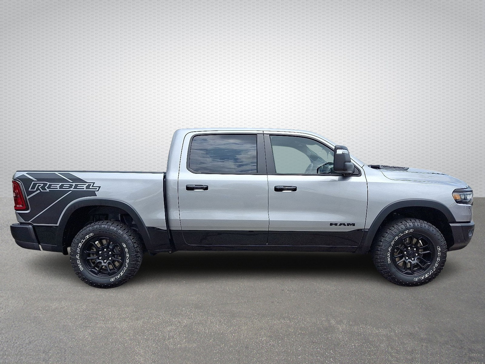 Used 2025 RAM 1500 Rebel w/ Rebel Level 2 Equipment Group AWD/4WD image 7