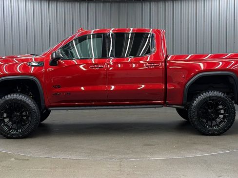 Used 2026 GMC Sierra 1500 AT4X w/ LPO, Black Badging Package AWD/4WD image 2