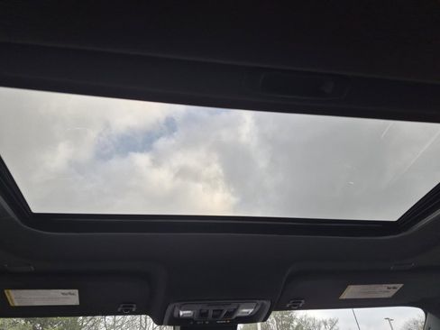 New 2026 GMC Sierra 1500 AT4 w/ AT4 Premium Package image 15