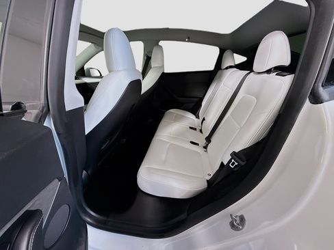 Used 2023 Tesla Model Y Long Range image 24
