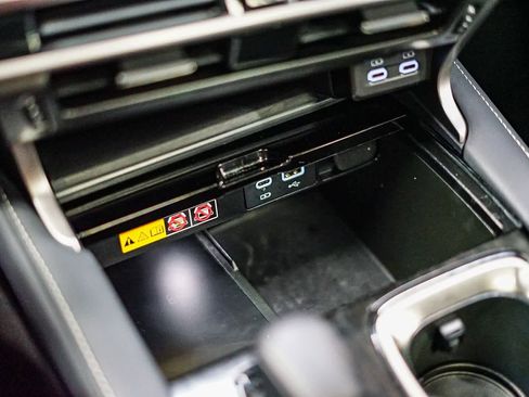 Used 2024 Lexus RX 350 FWD image 23