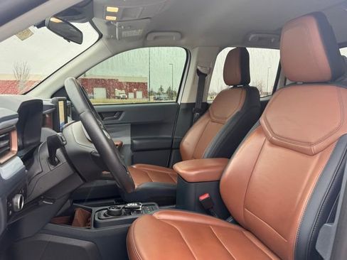 Used 2024 Ford Maverick Lariat image 6