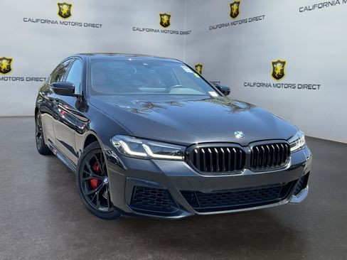 Used 2023 BMW 540i w/ M Sport Package RWD image 3