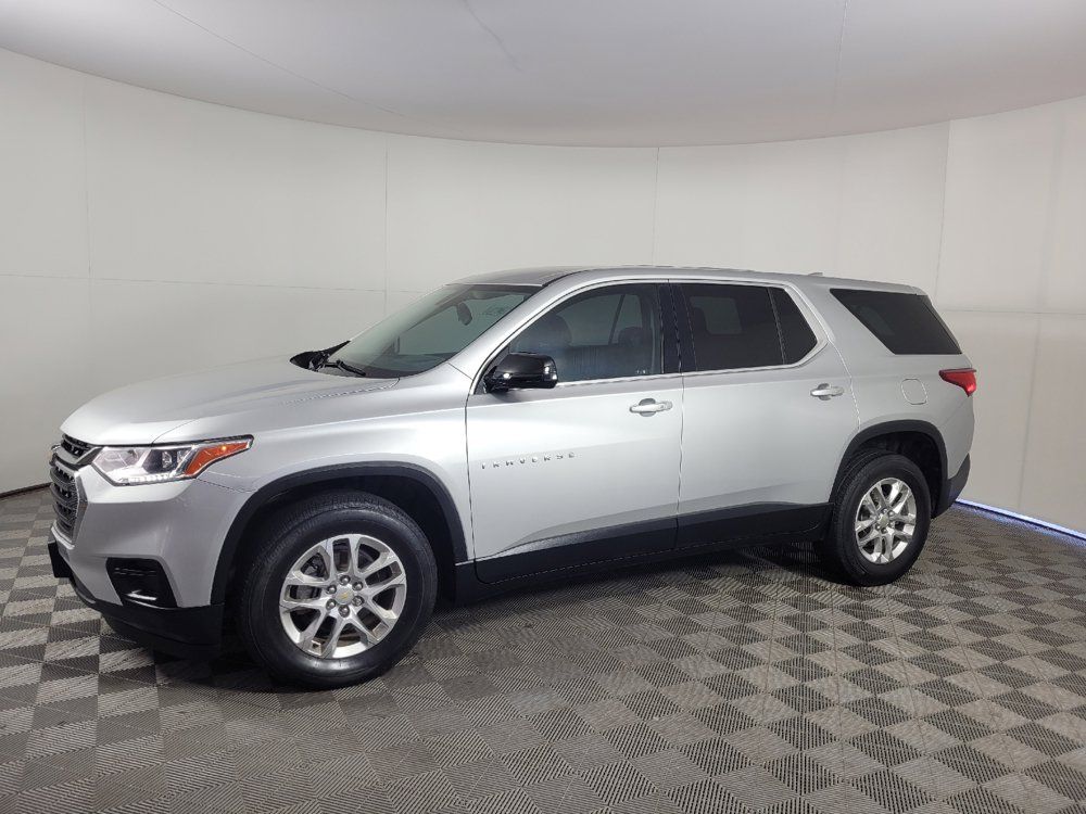 Used 2020 Chevrolet Traverse LS FWD image 2