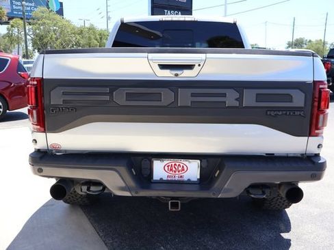Used 2019 Ford F150 Raptor w/ Equipment Group 802A Luxury AWD/4WD image 7