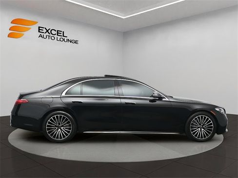 Used 2022 Mercedes-Benz S 580 4MATIC Sedan image 6
