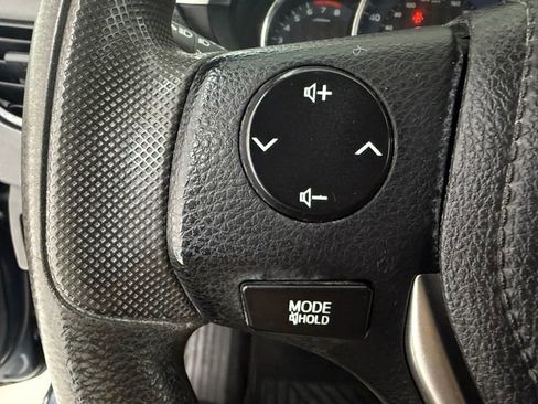 Used 2015 Toyota Corolla L FWD image 10