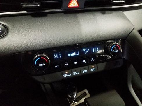 New 2026 Hyundai Elantra Sport image 8