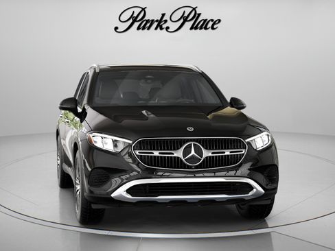 Used 2026 Mercedes-Benz GLC 300 image 34