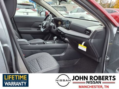 New 2026 Nissan Kicks SV image 17