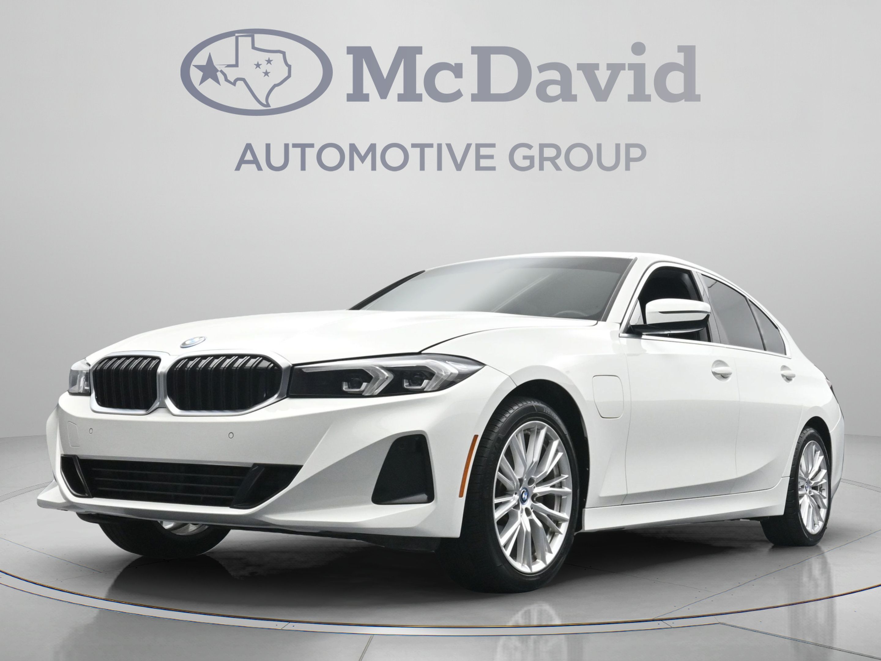 Used 2024 BMW 330e xDrive AWD/4WD image 27