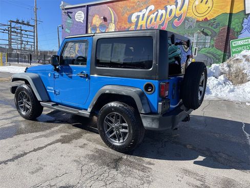 Used 2012 Jeep Wrangler Sport image 3