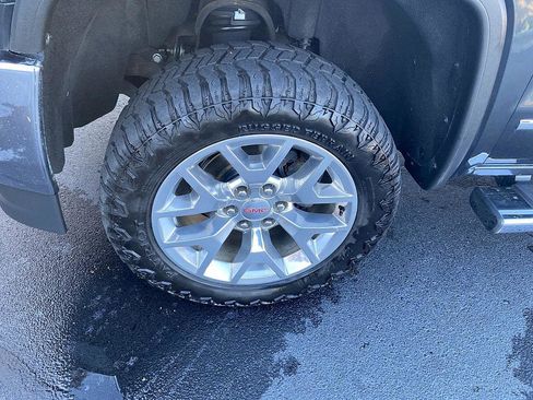 Used 2018 GMC Sierra 1500 SLT w/ SLT Premium Package image 9