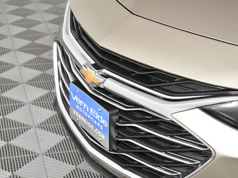 Used 2024 Chevrolet Malibu LT image 11