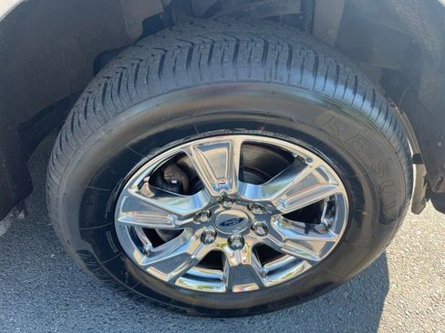 Used 2015 Ford F150 XLT w/ Equipment Group 302A Luxury RWD image 9