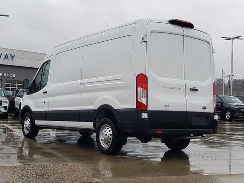 Used 2025 Ford Transit 250 148 Medium Roof Extended AWD image 6