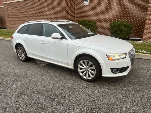 Used 2016 Audi A4 Premium Plus w/ Technology Package image 11