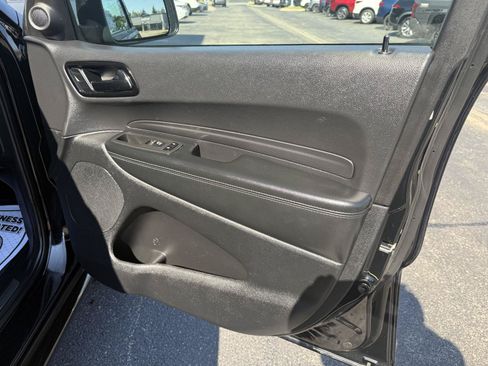 Used 2022 Dodge Durango GT RWD image 11
