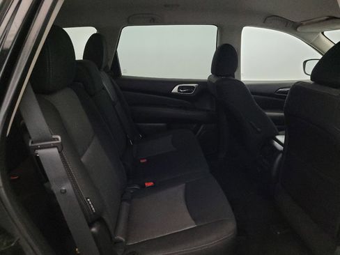 Used 2020 Nissan Pathfinder S AWD/4WD image 19
