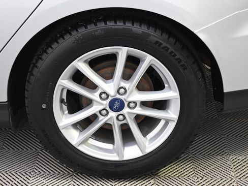 Used 2016 Ford Focus SE FWD image 20