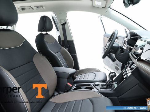 Used 2023 Volkswagen Taos SEL AWD/4WD image 35