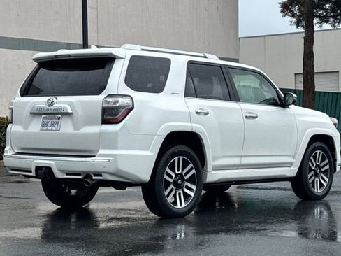 Used 2019 Toyota 4Runner Limited image 4