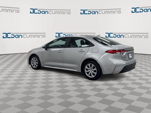 Used 2024 Toyota Corolla LE FWD image 6