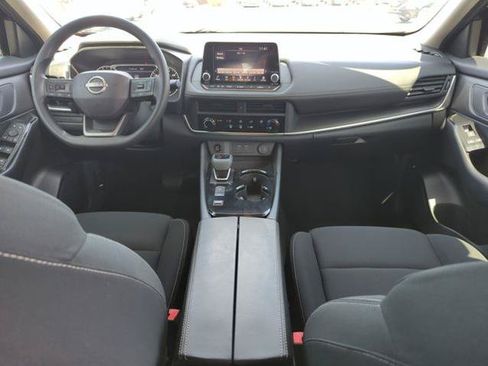 Certified 2025 Nissan Rogue S FWD image 22