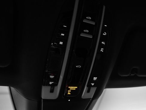 Certified 2023 Porsche Panamera 4 Platinum Edition AWD/4WD image 39
