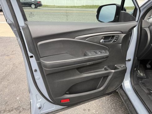 Used 2023 Honda Ridgeline RTL image 16