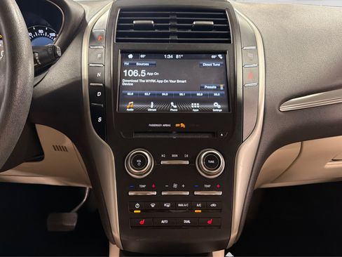 Used 2019 Lincoln MKC Premiere AWD/4WD image 29