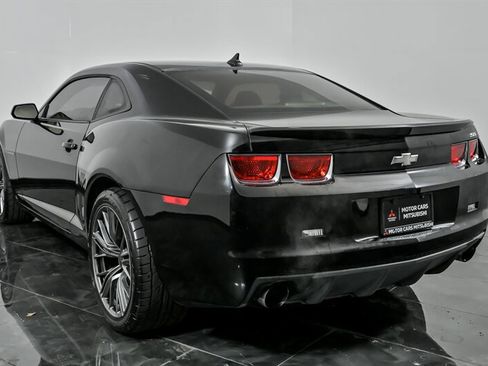Used 2010 Chevrolet Camaro SS image 8