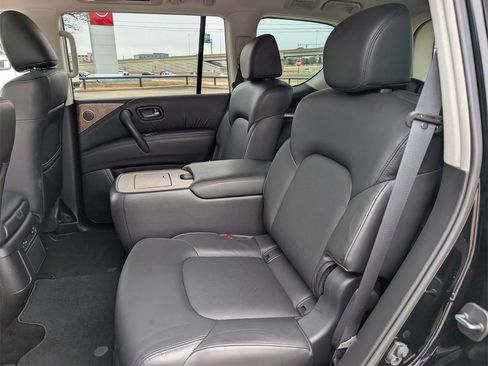 Used 2022 Nissan Armada SL w/ Captain's Chairs Package image 29
